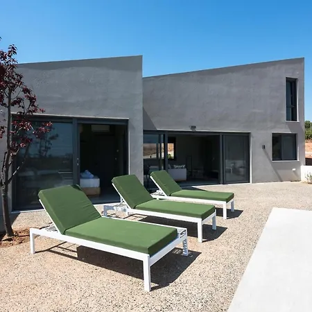 Villa #luxlikehome Theeta Pefko *