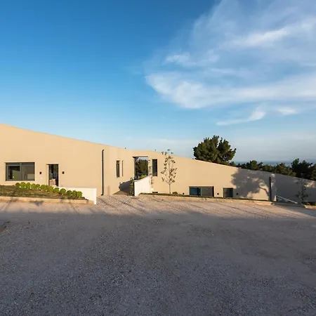 #luxlikehome Theeta Pefko Villa