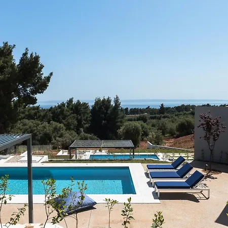 #luxlikehome Theeta Pefko * Nikiti (Sithonia)